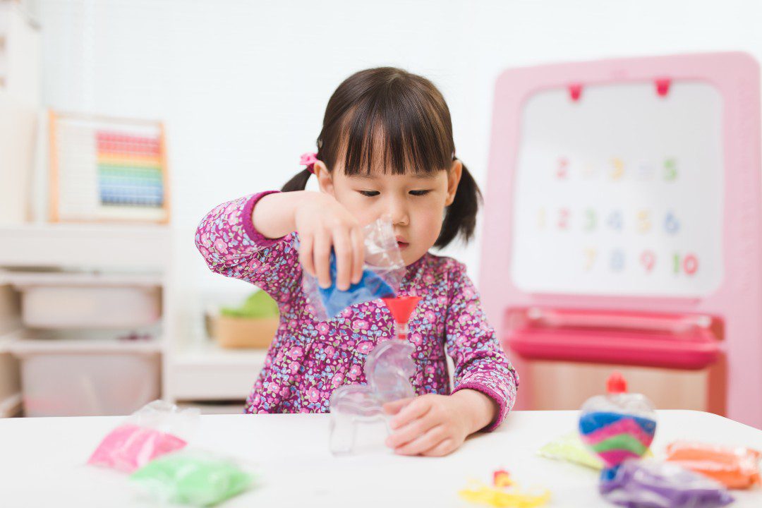 Screen-Free Indoor Activities for Winter Days