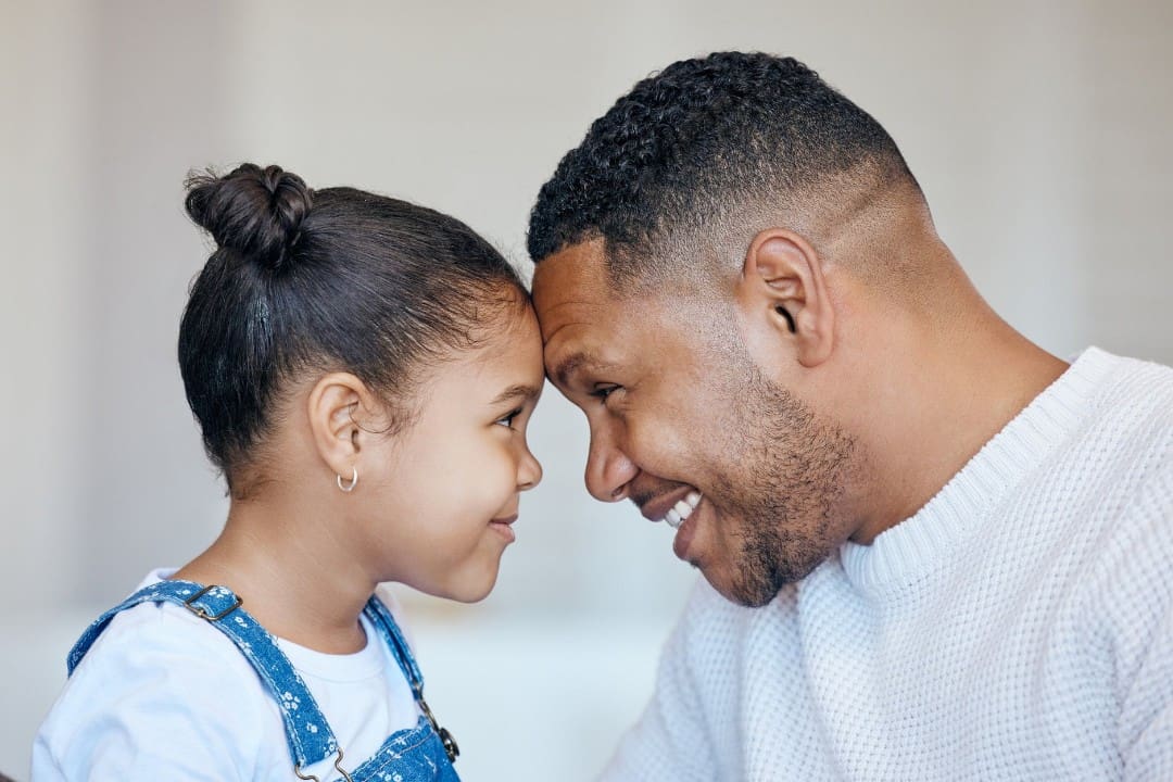 Child and father with healthy attachment style